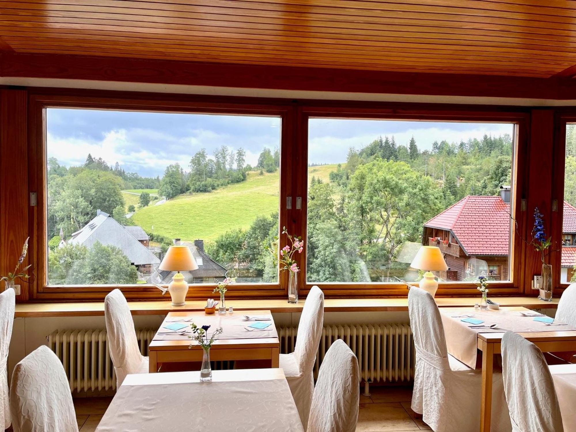 Hotel Sonnenberg Garni ฮินเทอร์ซาร์เทน ภายนอก รูปภาพ