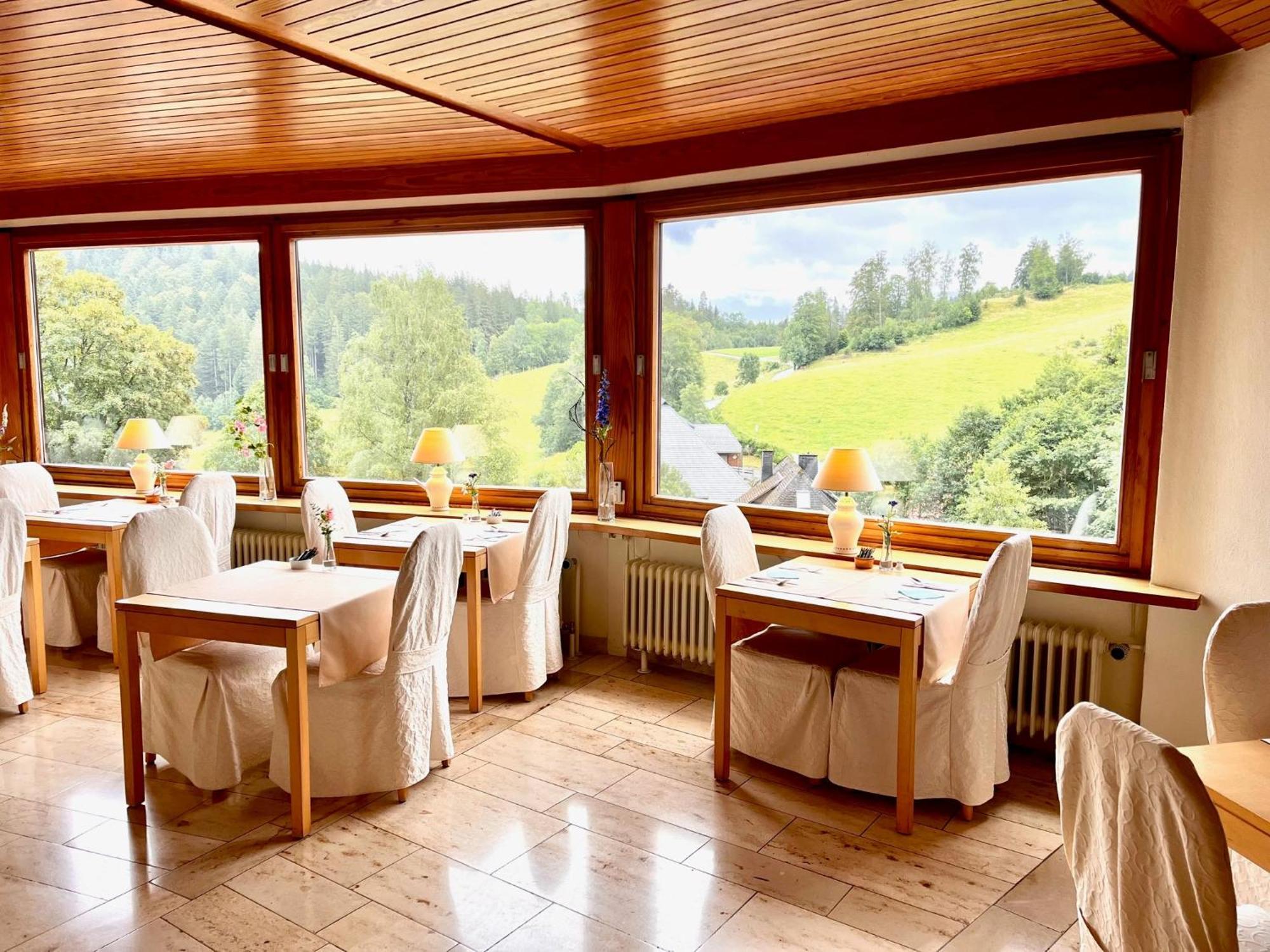 Hotel Sonnenberg Garni ฮินเทอร์ซาร์เทน ภายนอก รูปภาพ