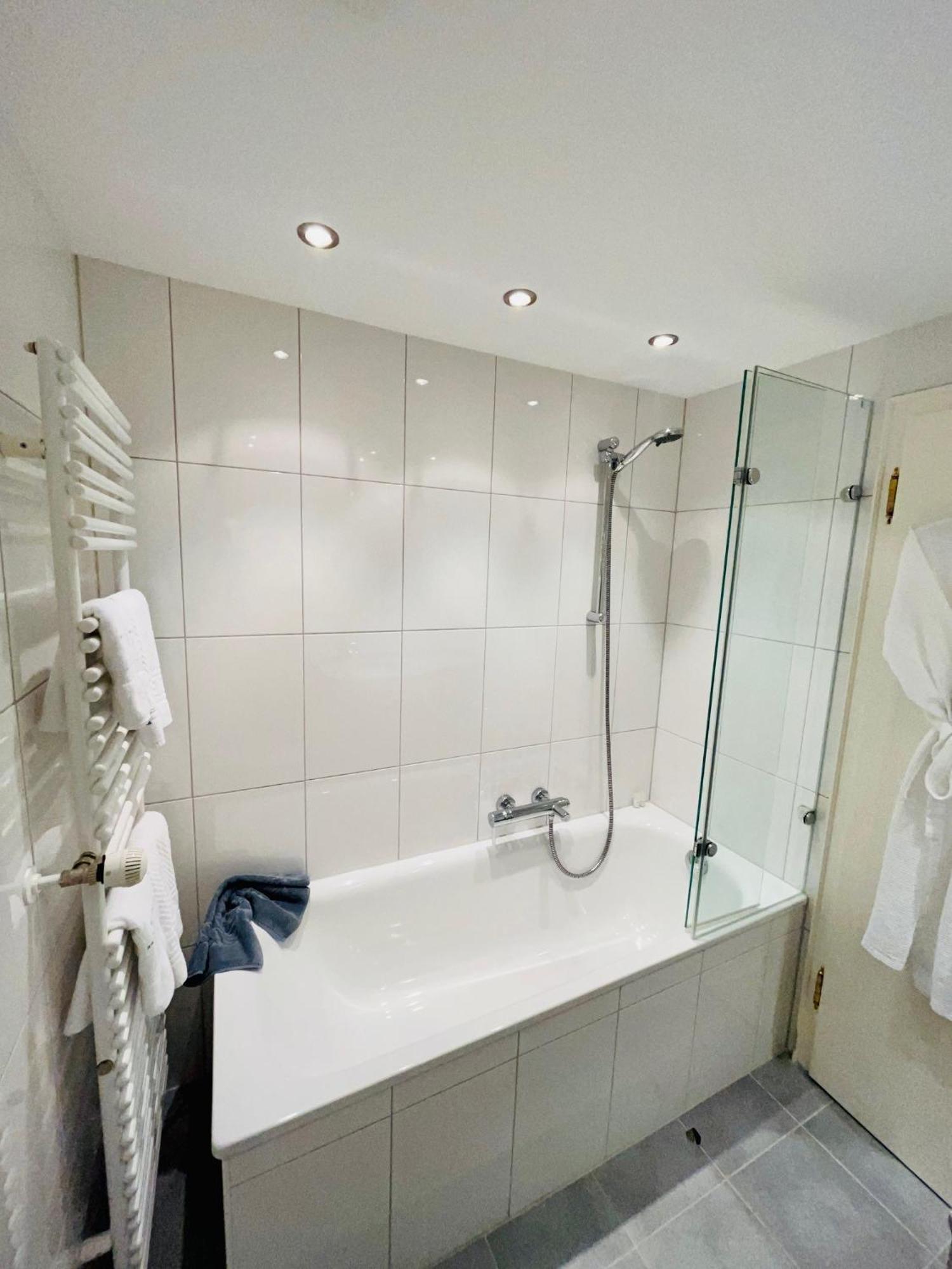 Hotel Sonnenberg Garni ฮินเทอร์ซาร์เทน ภายนอก รูปภาพ